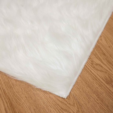 vidaXL Χαλί από τεχνητό πρόβειο δέρμα TAFALLA Λευκό 140x200cm